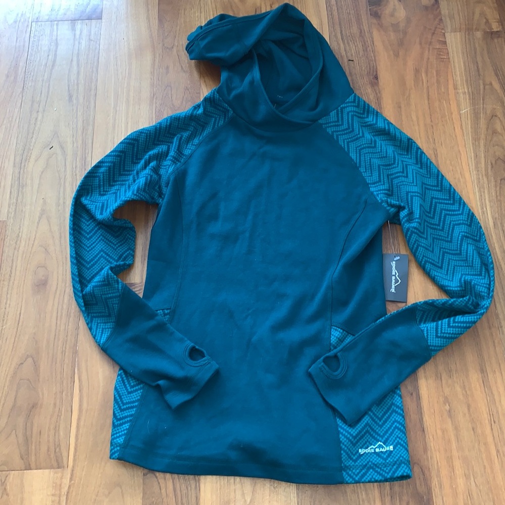 Brand new Eddie Bauer pull over with tags